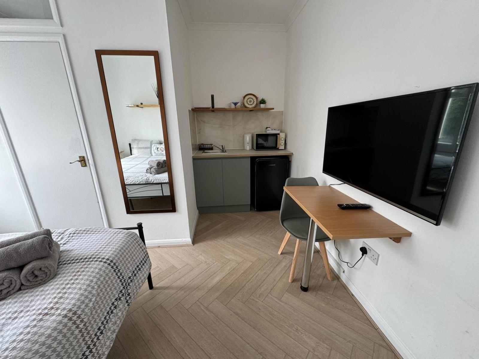 Newly Renovated Studios & Ensuite Rooms! - Camberwell Londres Exterior foto